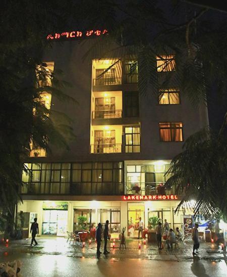 Lakemark Hotel And Tour Service Bahir Dar Eksteriør bilde