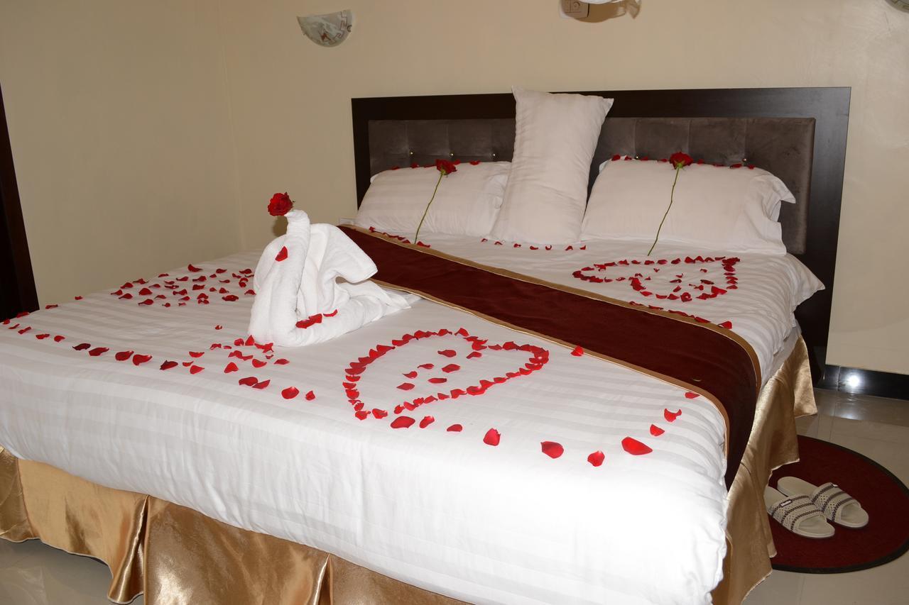 Lakemark Hotel And Tour Service Bahir Dar Eksteriør bilde