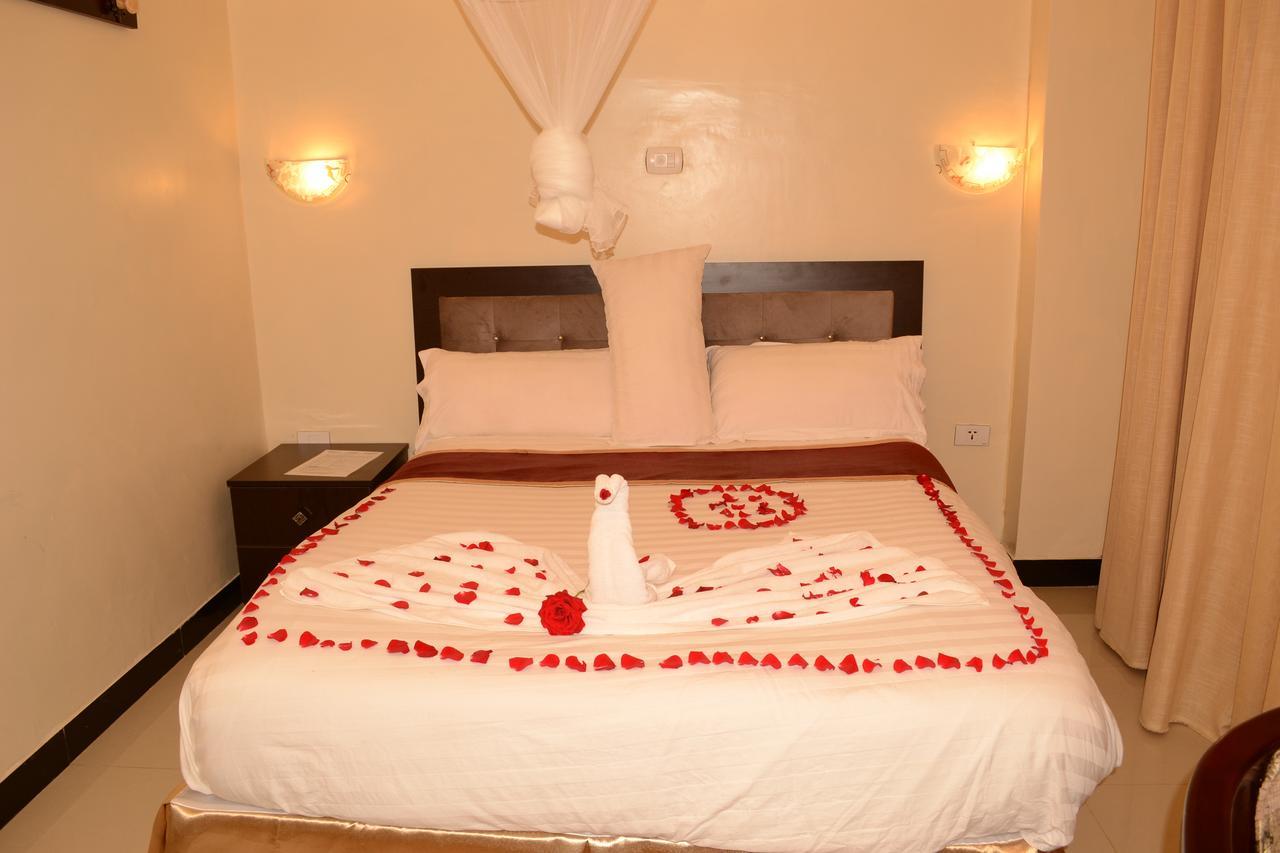 Lakemark Hotel And Tour Service Bahir Dar Eksteriør bilde