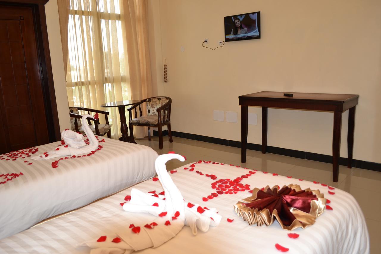 Lakemark Hotel And Tour Service Bahir Dar Eksteriør bilde