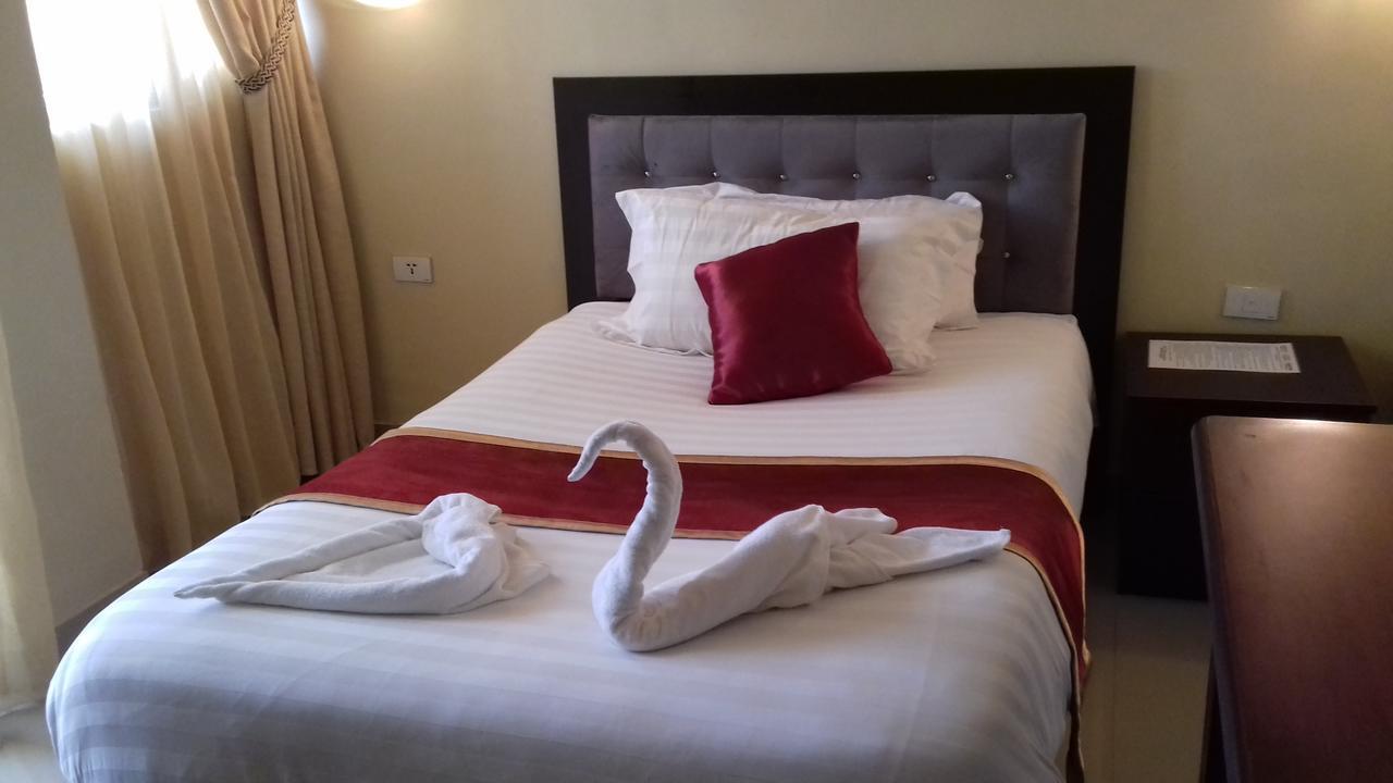Lakemark Hotel And Tour Service Bahir Dar Eksteriør bilde