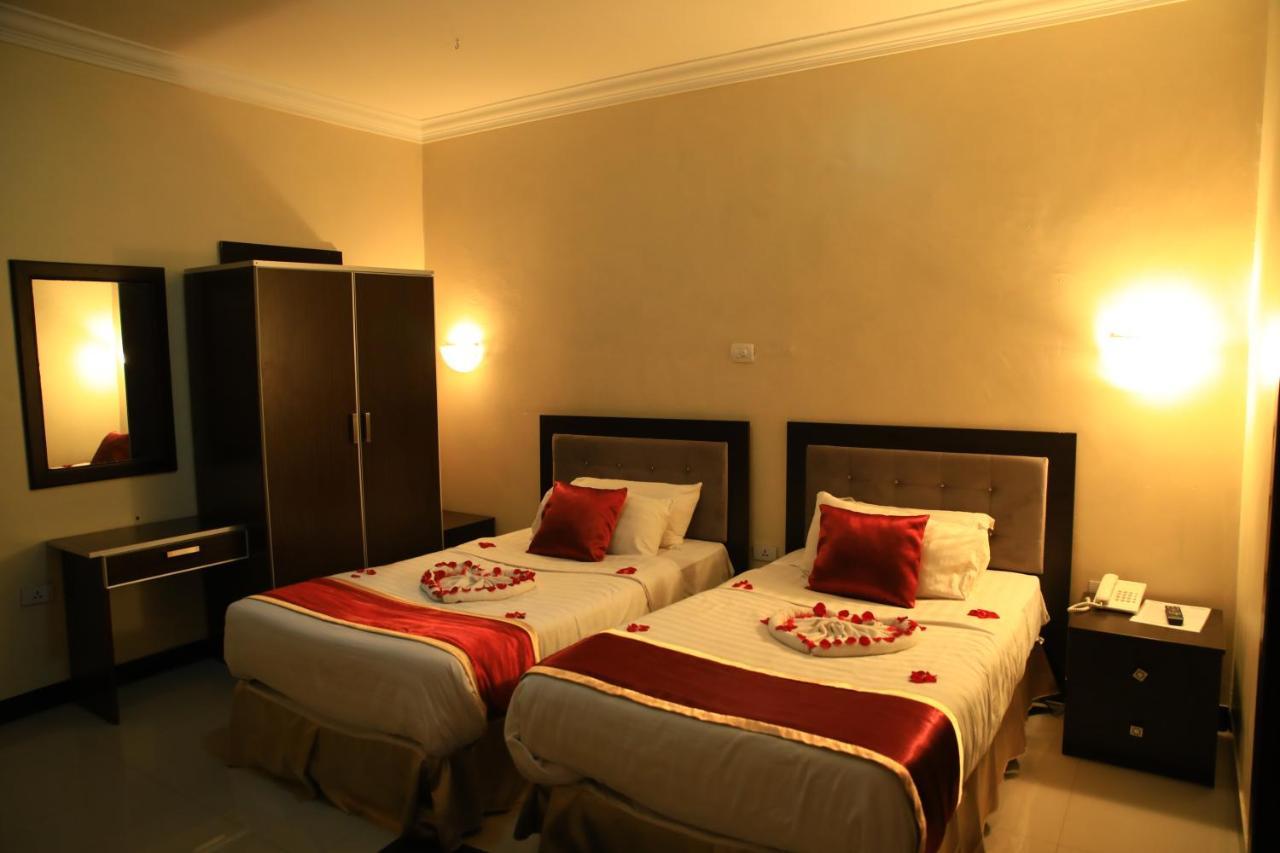 Lakemark Hotel And Tour Service Bahir Dar Eksteriør bilde