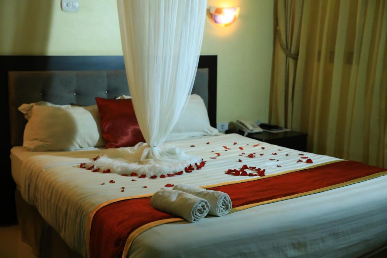 Lakemark Hotel And Tour Service Bahir Dar Eksteriør bilde