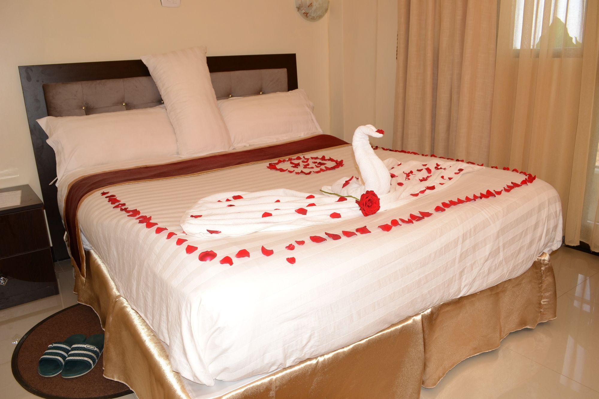 Lakemark Hotel And Tour Service Bahir Dar Eksteriør bilde
