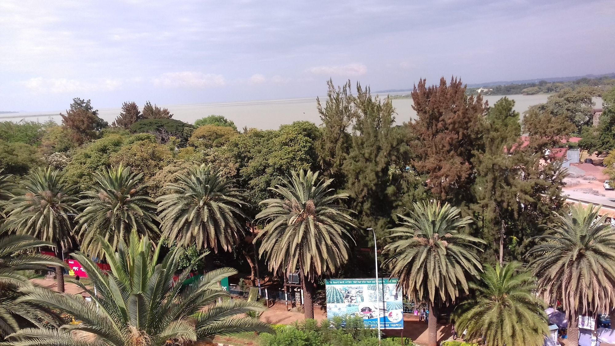 Lakemark Hotel And Tour Service Bahir Dar Eksteriør bilde