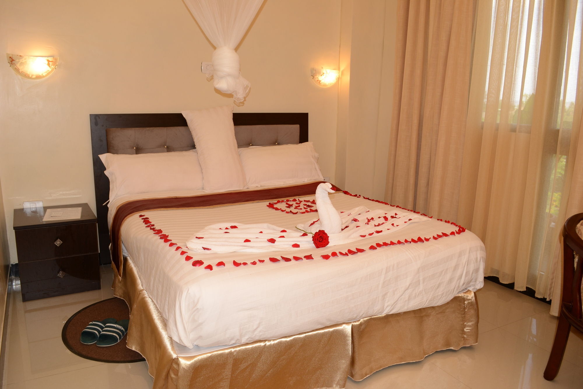 Lakemark Hotel And Tour Service Bahir Dar Eksteriør bilde